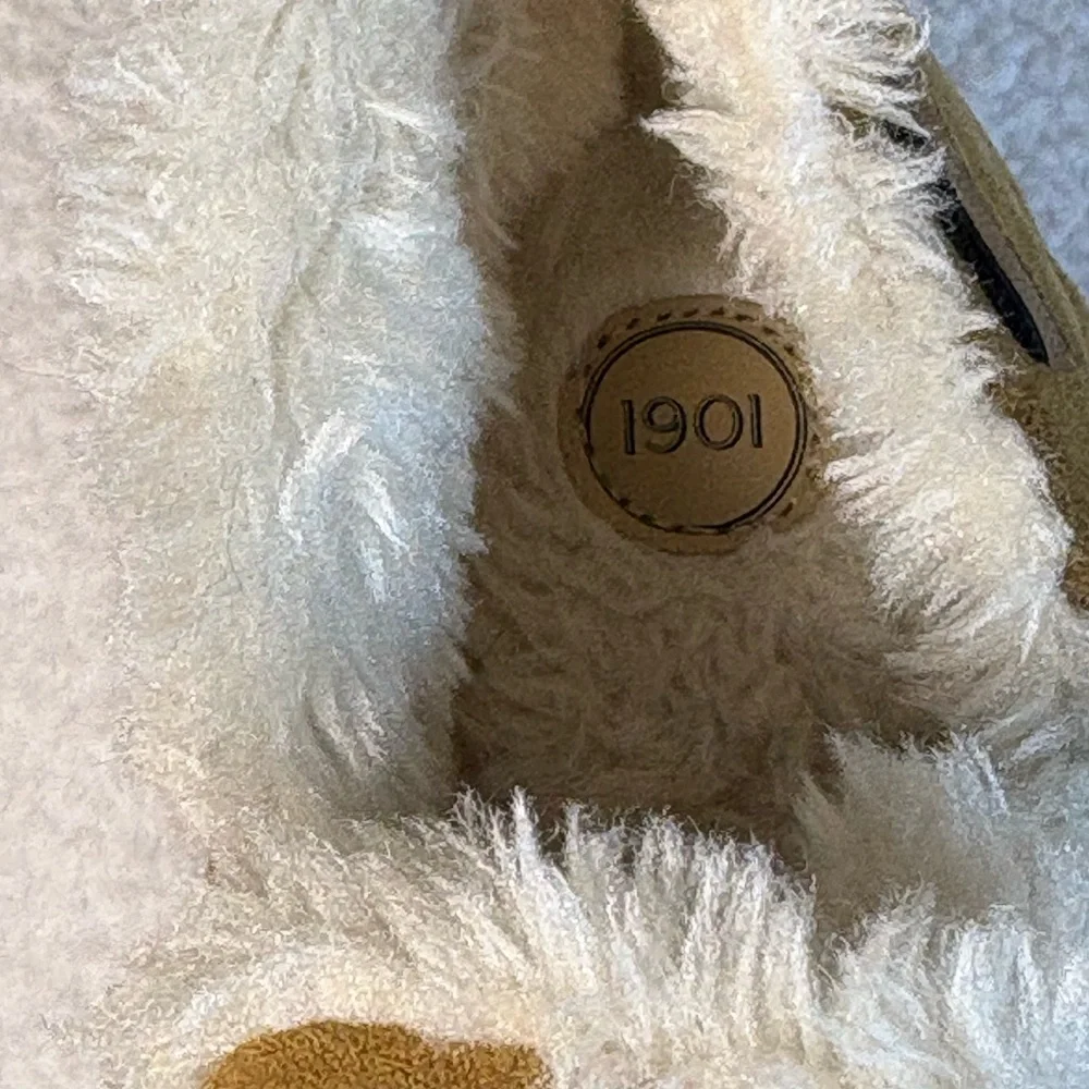 Slippers Moccasin kids 1901 Cozy Tan Sz 12M